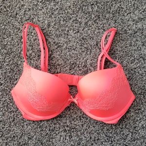 Victoria Secret Push Up Bra